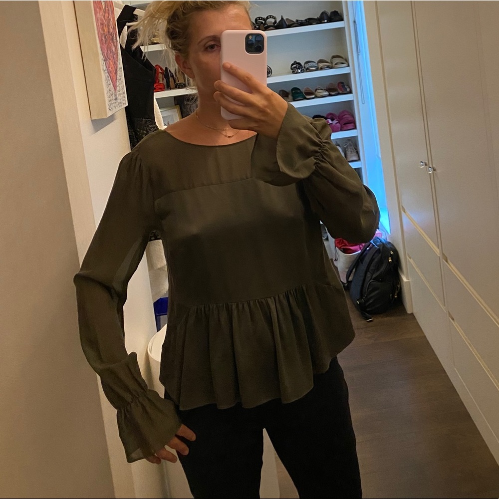 Intermix Mika Blouse! - Picture 8 of 8